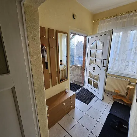 Wg- Im Einfamilienhaus Apartment