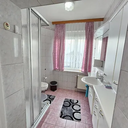 Wg- Im Einfamilienhaus Apartment Ahrensfelde